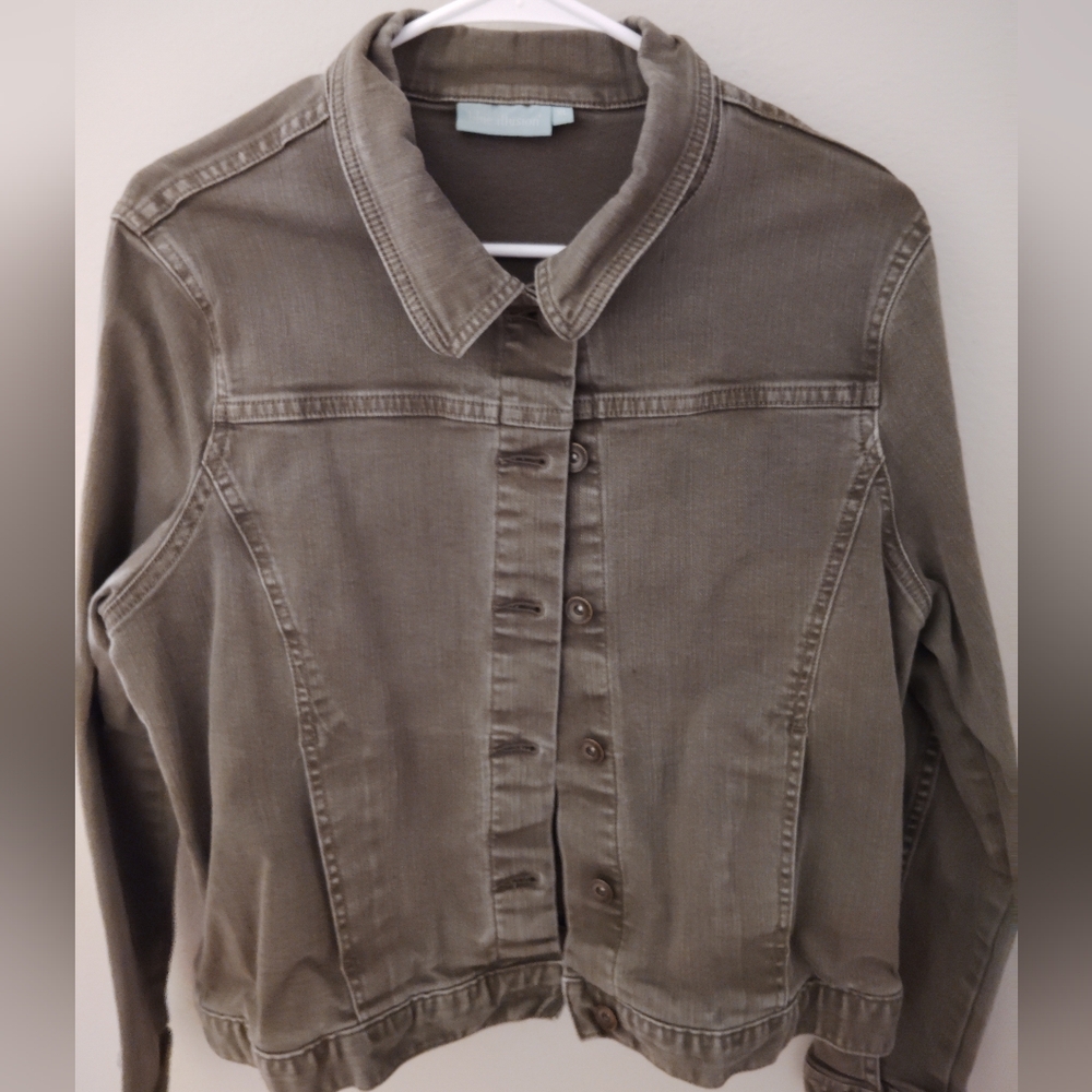 🦋Blue Illusion Stylish Women's Grayish Green Jean Jacket
